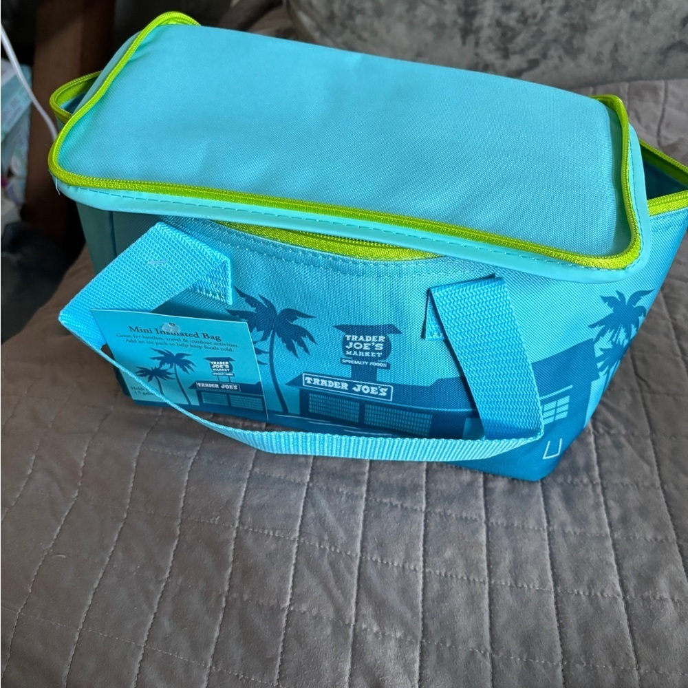 Nwt Trader joes mini Blue and Yellow Insulated Tote Bag - Picture 2 of 6